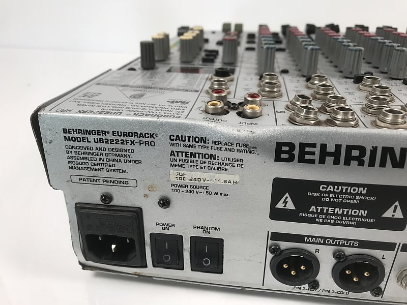 Behringer Eurorack UB2222FX-Pro Mixer