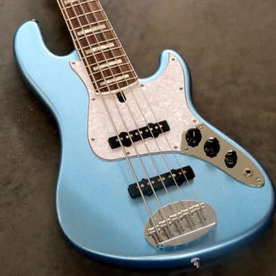 Lakland Darryl Jones Skyline 2023 - Lake Placid Blue image 3