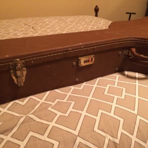 Gibson USA Vintage Hardshell Case Fits  Songwriter, Hummingbird, J45, and J50  Dreadnought models! image 5
