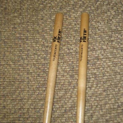 one pair new old stock (with packaging) Vic Firth T3 American Custom TIMPANI - STACCATO MALLETS (Medium hard for rhythmic articulation) Head material / color: Felt / White -- Handle Material: Hickory (or maybe Rock Maple) from 2019 image 17