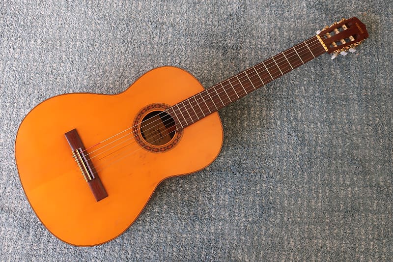 Vintage yamaha deals classical guitars