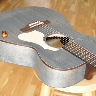 ART & LUTHERIE Legacy Denim Blue Q Discrete / Made In Canada / Acoustic-Electric Concert Size Guitar image 5