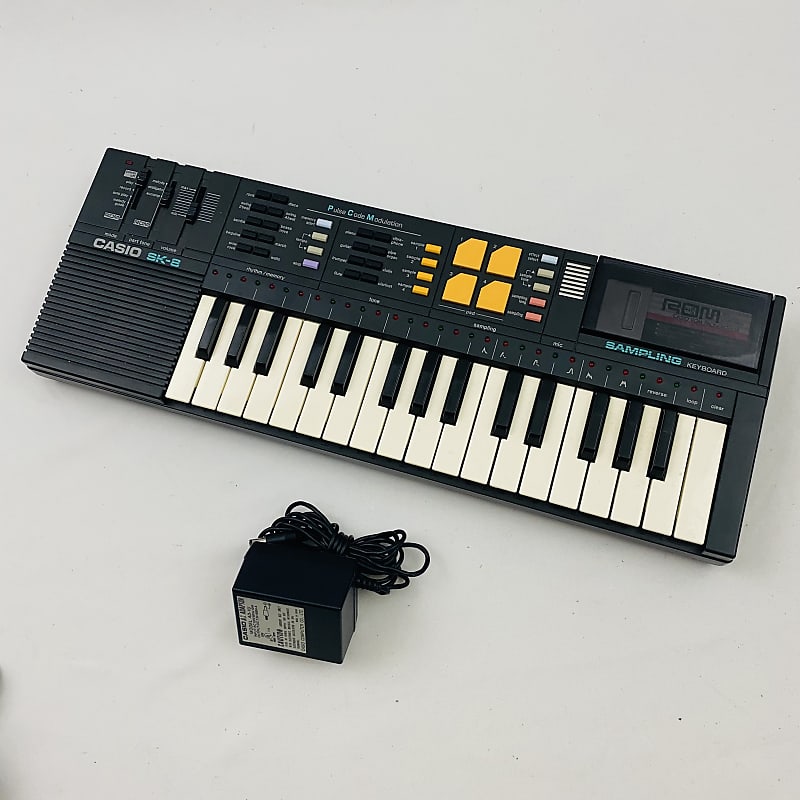Casio SK-8 32-Key Sampling Keyboard Bild 1
