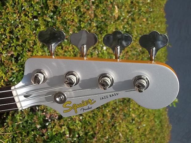Squier Classic Vibe 60s Jazz Bass Inca Silver w/Matching