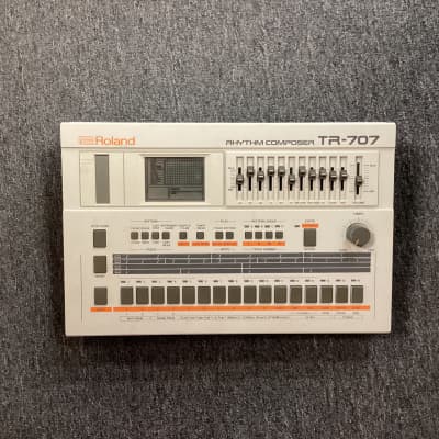 Roland TR-707 Rhythm Composer