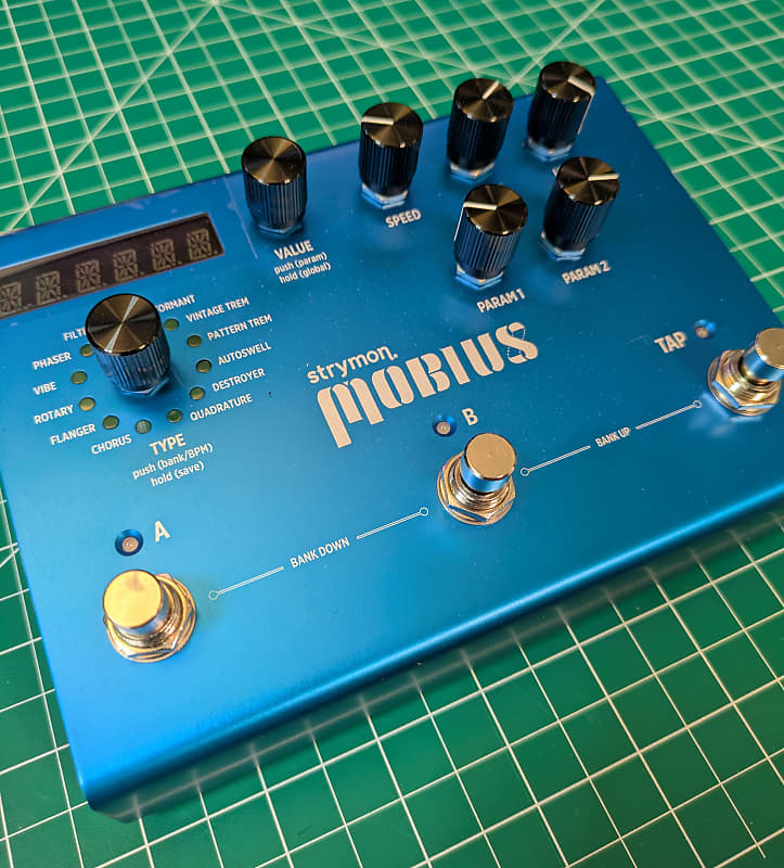 Strymon Mobius