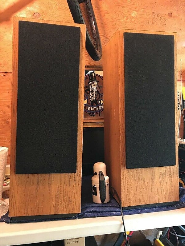 Hartley speakers store