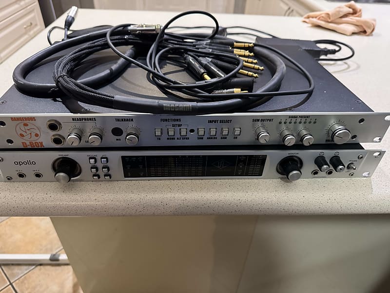 Dangerous Music D-BOX Monitor Controller and Summing Box 2006 - 2019 - Silver image 1