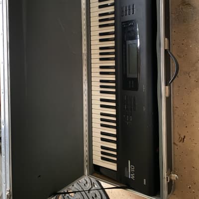 Korg music workstation 01/W key board  1990's Black image 3