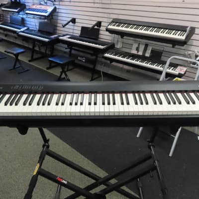Roland F-100 Stage Piano (Queens, NY) | Reverb