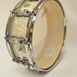 Ludwig LLS354XXNM 5X14" Legacy Classic Snare Vintage White Marine image 2