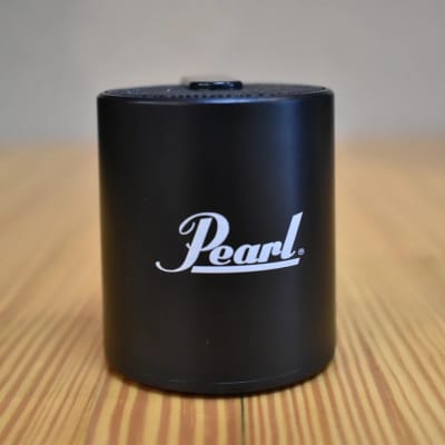 New Pearl Bluetooth Rechargeable Speaker w/ Aux Cable image 4