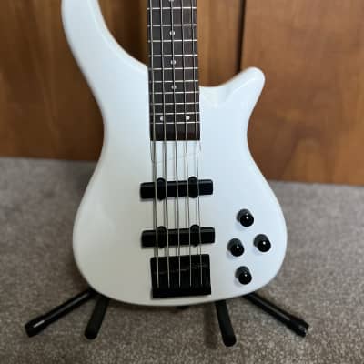Rogue LX205B-PWH Series III 5-String Bass 2010s - Pearl White image 2