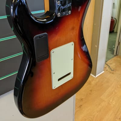 Fender Deluxe Roadhouse Stratocaster 2018 3-Colour Sunburst Electric Guitar image 10