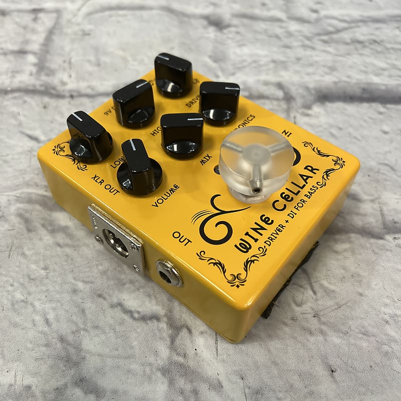Caline Wine Cellar BAss Drive DI Reverb