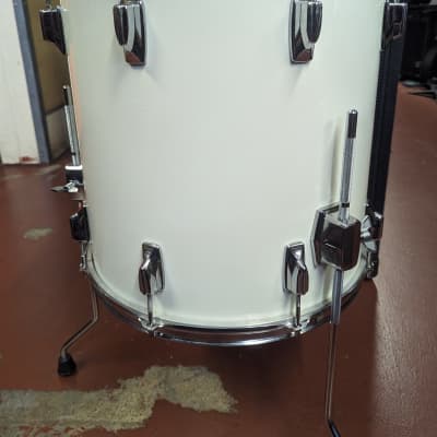 Storage Find! 1980s Tama Superstar Japan 16 X 16" White Lacquer Floor Tom - Looks & Sounds Great! image 4