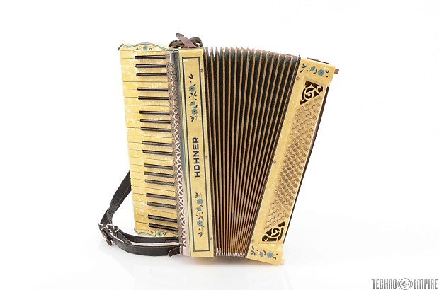 Hohner 120 bass hot sale accordion