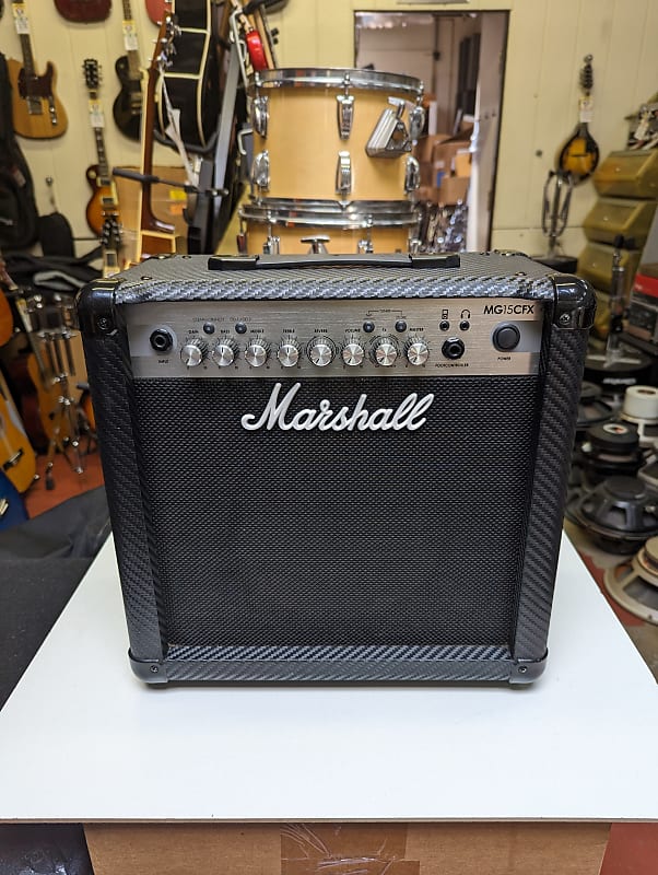 Super Clean! Marshall MG15CFX Guitar Combo Amplifier - Multiple Effects -  Carbon Fiber Cabinet - Looks & Sounds Excellent!