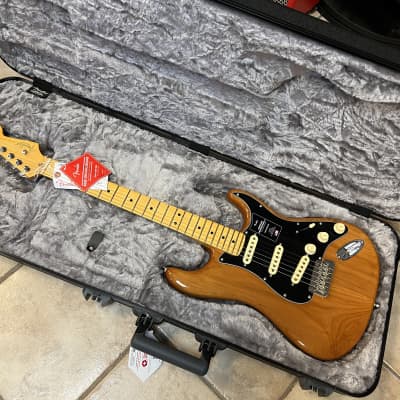 2022 Fender American Professional II Stratocaster Maple Fingerboard Roasted Pine image 9