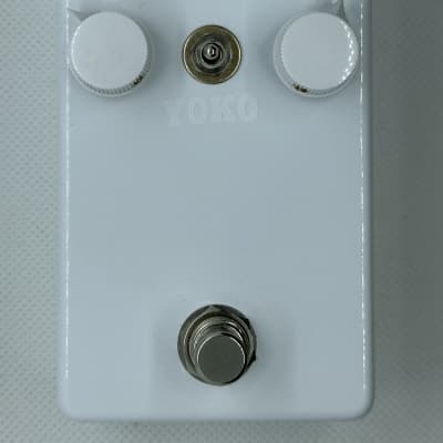 K Pedals The White Pedal Distortion Fuzz Pedal Clone #70 image 1