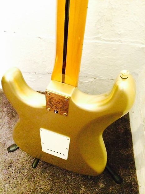 エレキギター】SQUIER 60th Aniversary “CLASSIC VIBE 50