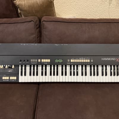 Hammond XB-1 Organ 2010s - Black / Wood