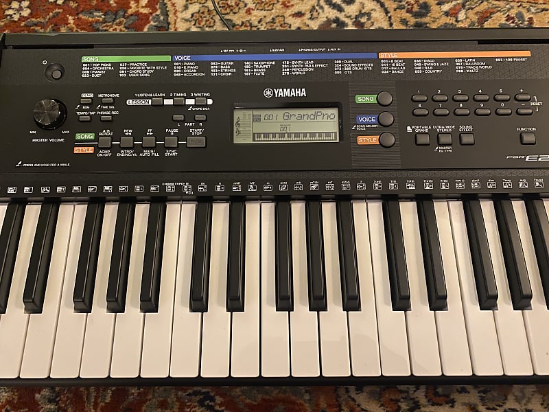 Yamaha PSR-E253 61-Key Portable Keyboard | Reverb