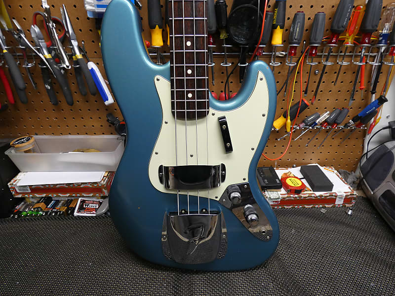 ベース Fender USA AmericanVintage '62 Jazz Bass Fender American Vintage '62 Jazz Bass - Black | Sweetwater