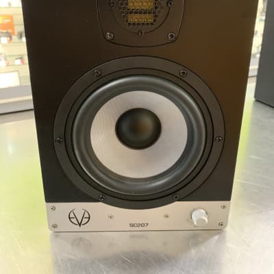 EVE Monitors SC 207 - User review - Gearspace