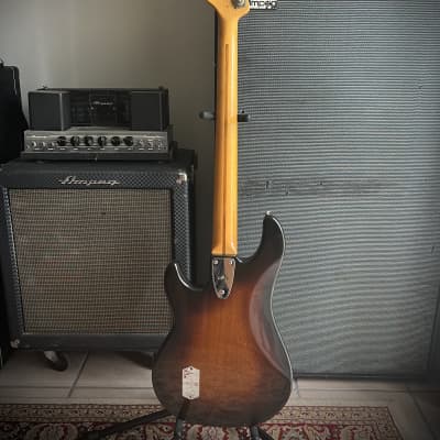 1981G&L L-2000 Bass in sunburst finish with original hard case image 2