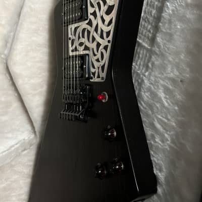 Gibson Limited Edition Vampire Blood Moon Explorer 2011 - Ebony/Red image 2