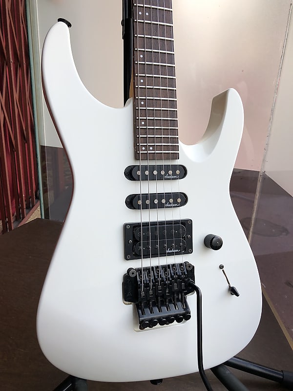 日本製 CHARVEL BY JACKSON CDS-075 Dinky 1992 Charvel Jackson CDS-075-SSH STVB (See Through Violet Blue