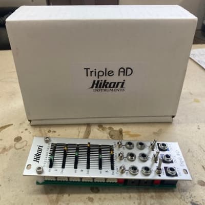 Hikari Instruments Triple AD（Triple AD Envelope Generator +