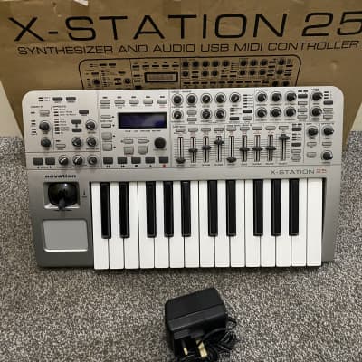 Novation X-Station 25-Key 8-Voice Synthesizer with USB Interface 2004 - Silver