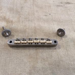 爆売り！ Vintage 1960's Gibson ABR-1 Tunematic Guitar Bridge 1963 ギター