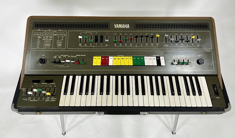 Yamaha CS-50 synthesiser *serviced* image 1
