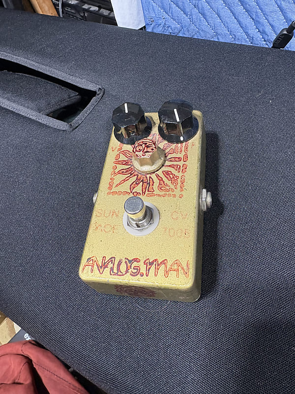 SUNFACE CV7005　ANALOG.MAN Analogman Sun Face CV7005: Used Pedal at The Music Emporium
