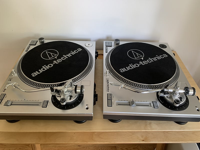 Audio-Technica AT-LP-120 USB Turntable at CES 2010 