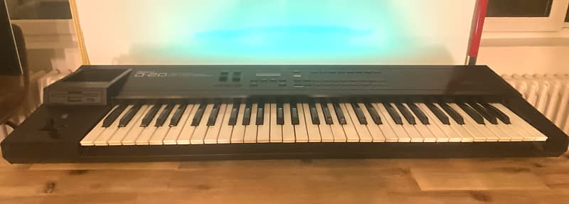 Roland D-20 61-Key Multi-Timbral Linear Synthesizer