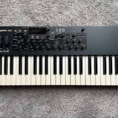 Dave Smith Instruments Mopho SE 42-Key Monophonic Synthesizer 2014 - 2016 - Black with Wood Sides
