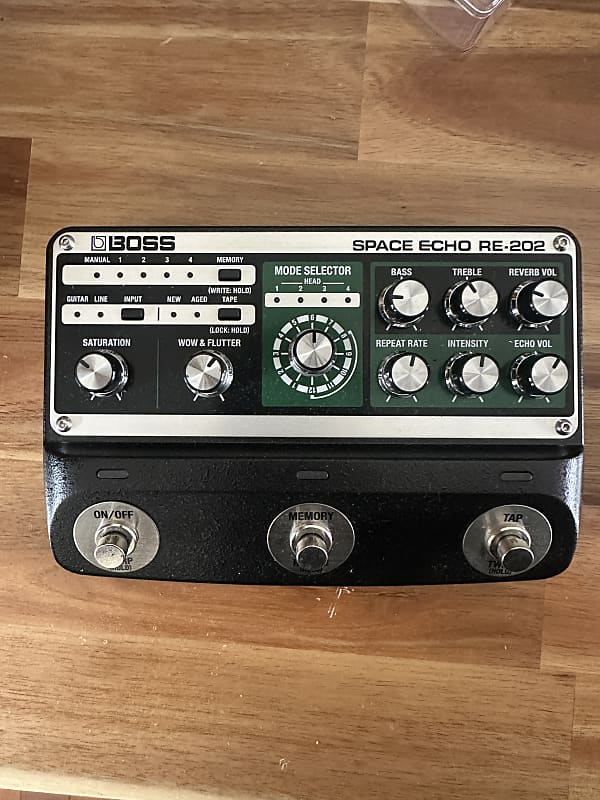 Boss RE-202 Space Echo