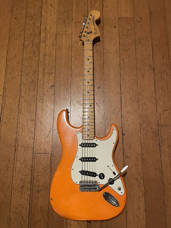 Fender International Series Stratocaster (1979 - 1982)