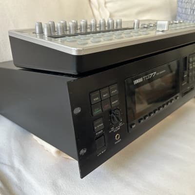Yamaha TG77 FM Tone Generator + Novation SL Remote Controller with 9 templates!