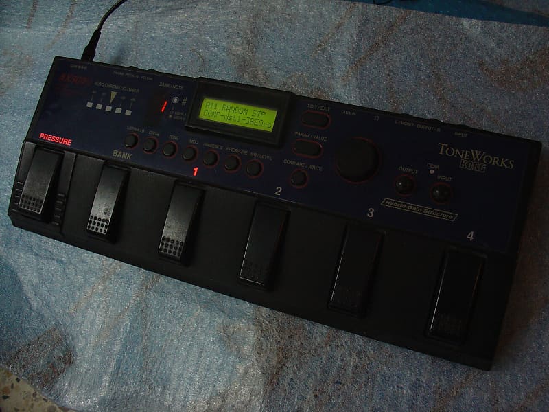 配信機器・PA機器・レコーディング機器 KORG GATED REVERB Korg Toneworks Modeling Signal Processor Unit - Blue/Silver