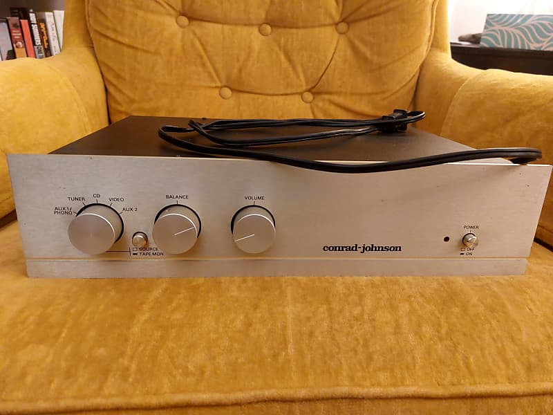 conrad-johnson PV10AL tube preamp 1990s - brushed silver | Reverb