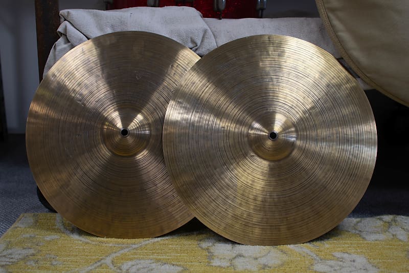 Cymbal & Gong 16" Holy Grail Hi Hat Cymbals 1008/1269g image 1