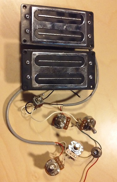 Peavey T-40 bass pickups with mounting rings and controls image 1