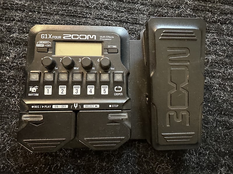 Zoom G1X Four