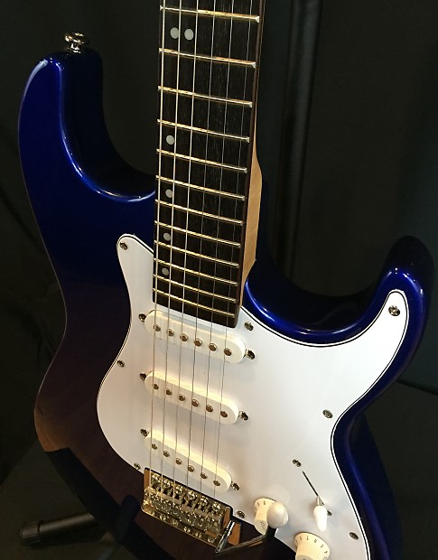 グレッグベネット Malibu MB-50エレキギター 青 DISC Greg Bennett Malibu MB-1 Electric Guitar, Midnight Blue at