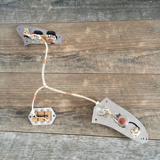 Fender jaguar outlet wiring harness